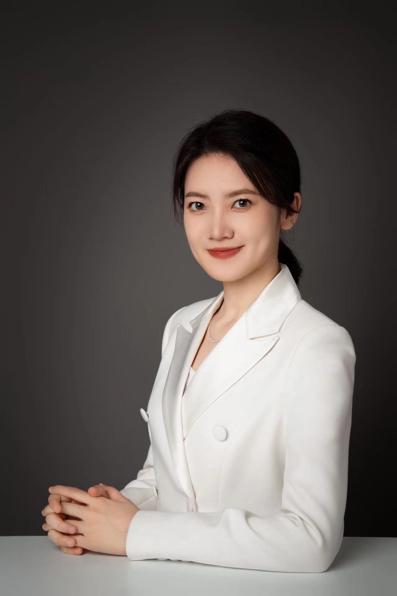 康倩.jpg